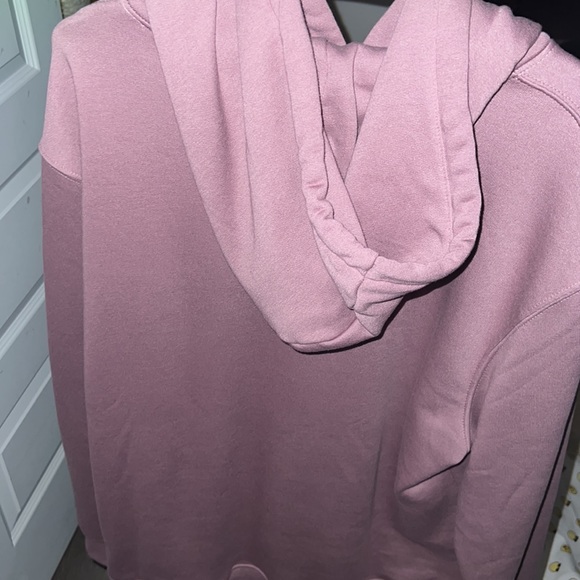 It’s a size XXL - Picture 2 of 3